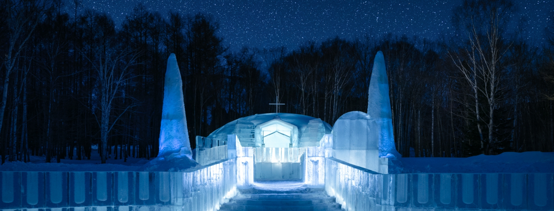 氷の教会 ナイトタイムウエディングプラン