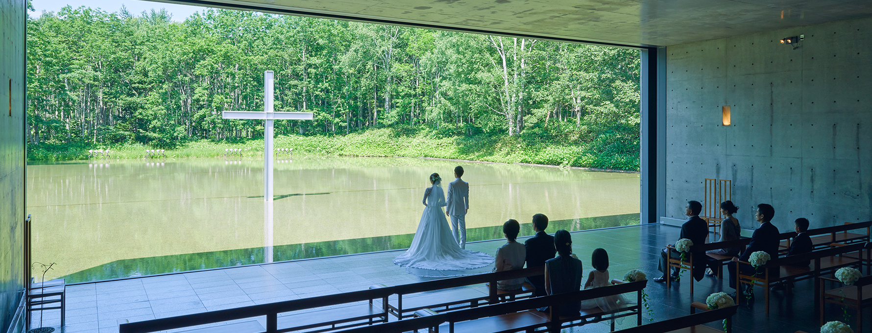 水の教会　春のウエディングプラン